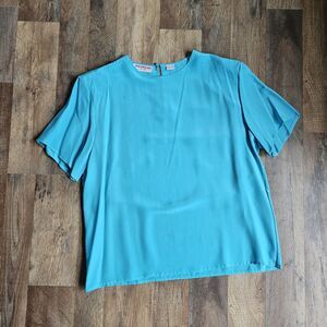 Jack Mulqueen New York 100% Silk Short Sleeve Blouse - Blue - Lightweight  Fair